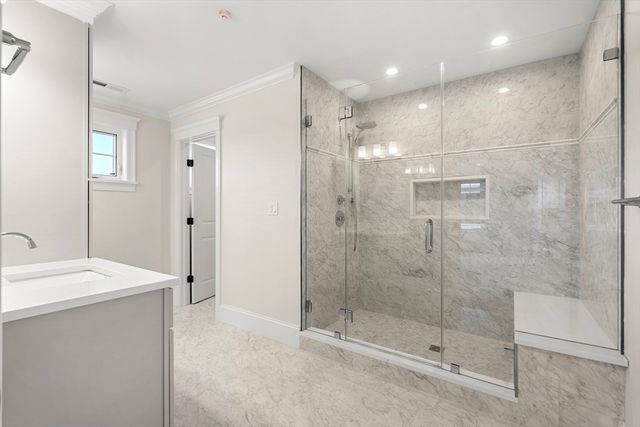 24 Fellows Rd 3, Ipswich, MA 01938