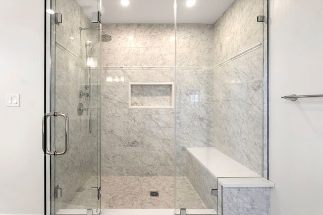 24 Fellows Rd 3, Ipswich, MA 01938