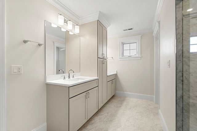 24 Fellows Rd 3, Ipswich, MA 01938