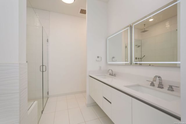 123 Lexington Ave Apt 1303, San Antonio, TX 78205