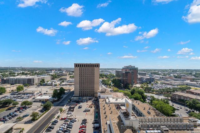 123 Lexington Ave Apt 1303, San Antonio, TX 78205