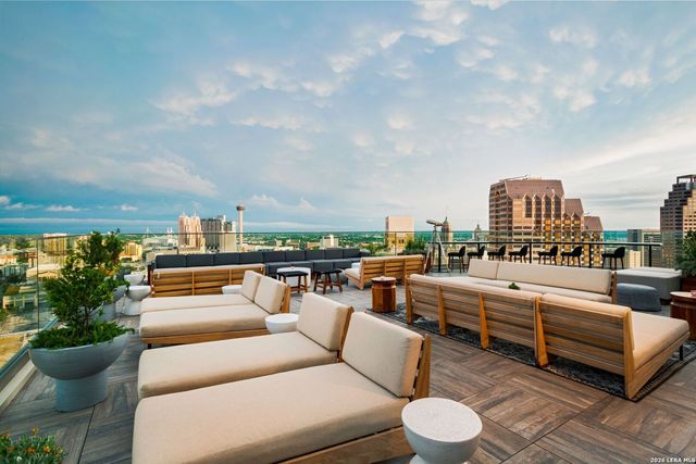 123 Lexington Ave Apt 1303, San Antonio, TX 78205