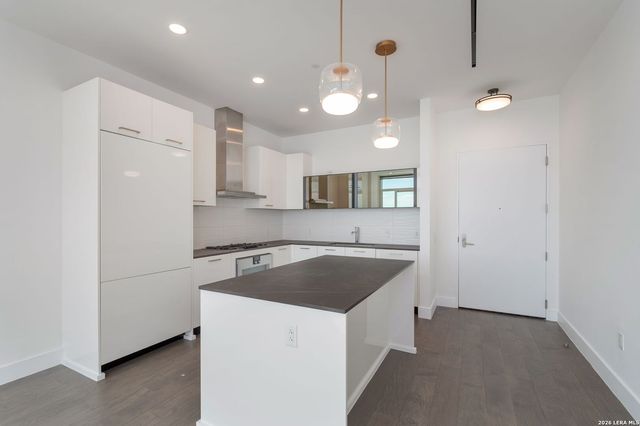 123 Lexington Ave Apt 1303, San Antonio, TX 78205