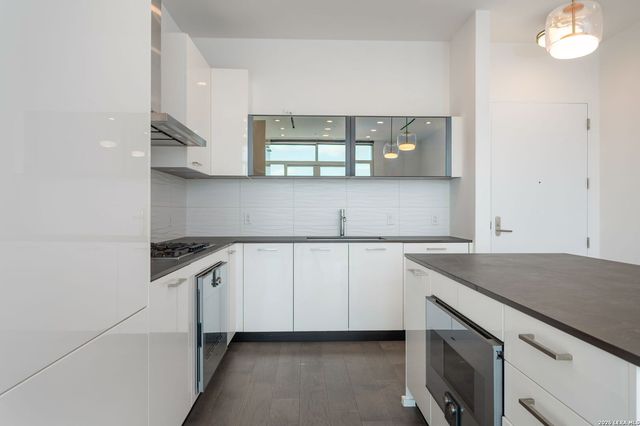 123 Lexington Ave Apt 1303, San Antonio, TX 78205