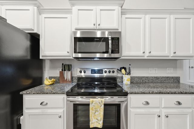 2213 Jernigan Drive, Crestview, FL 32536