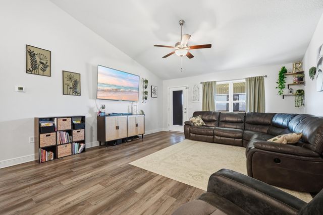 2213 Jernigan Drive, Crestview, FL 32536