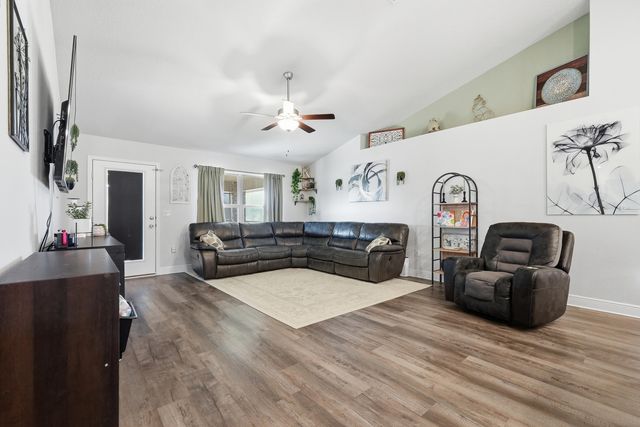 2213 Jernigan Drive, Crestview, FL 32536