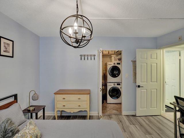 3051 NE 48th Street 205, Fort Lauderdale, FL 33308