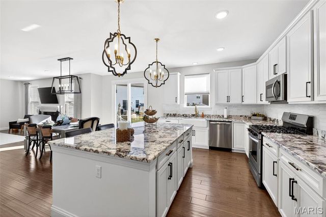 396 Haycastle Drive, Lake St Louis, MO 63367