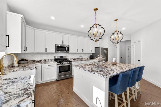 396 Haycastle Drive, Lake St Louis, MO 63367