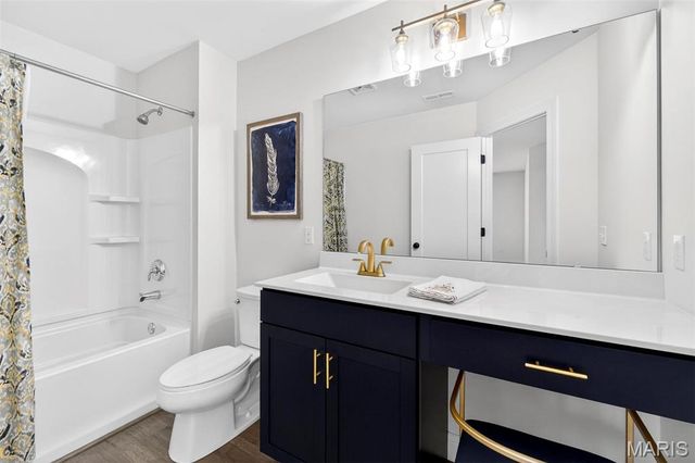 396 Haycastle Drive, Lake St Louis, MO 63367