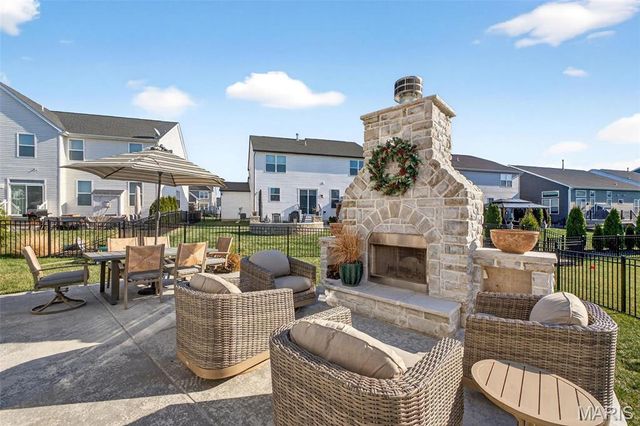 396 Haycastle Drive, Lake St Louis, MO 63367