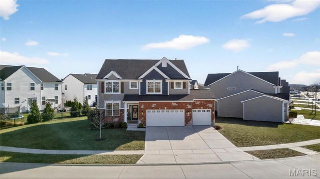 396 Haycastle Drive, Lake St Louis, MO 63367