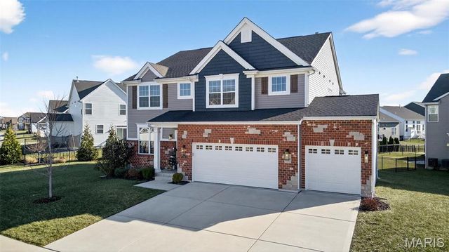 396 Haycastle Drive, Lake St Louis, MO 63367