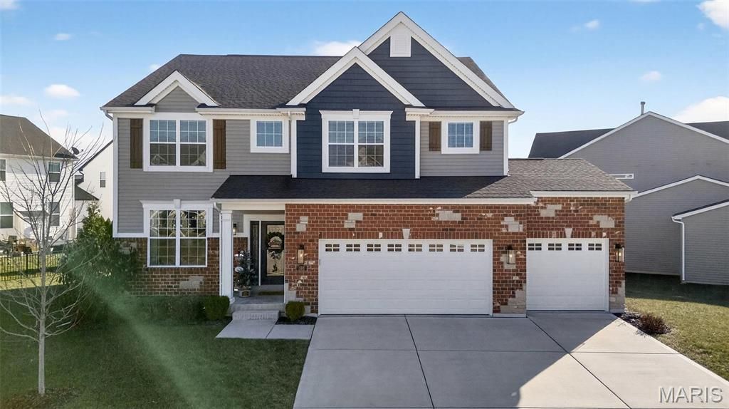 396 Haycastle Drive, Lake St Louis, MO 63367