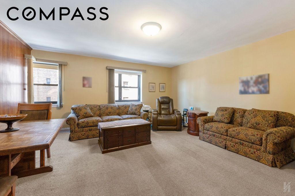 3410 94th St Apt 3D, New York City, NY 11372