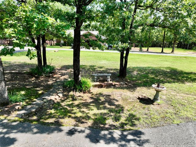 46 Acorn Street, Eufaula, OK 74432