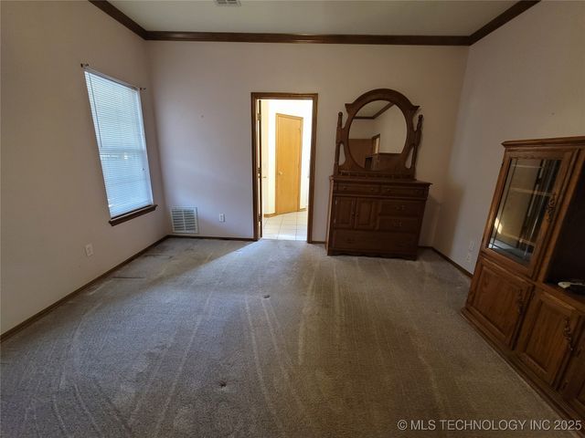 46 Acorn Street, Eufaula, OK 74432