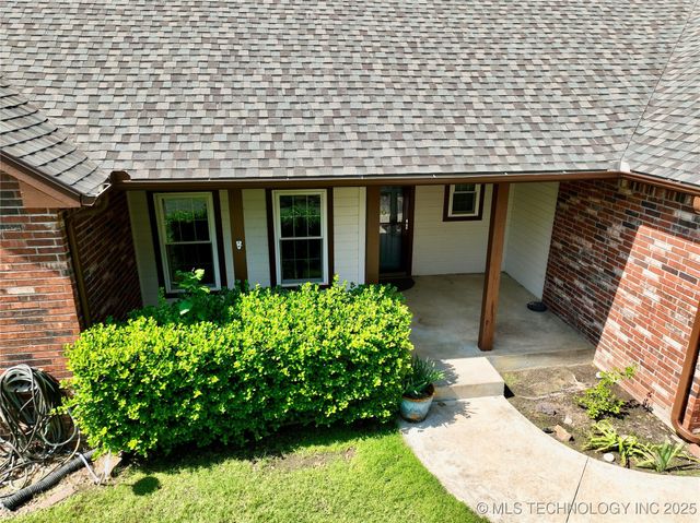 46 Acorn Street, Eufaula, OK 74432