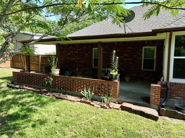 46 Acorn Street, Eufaula, OK 74432