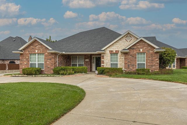 7500 BAYSWATER Road, Amarillo, TX 79119