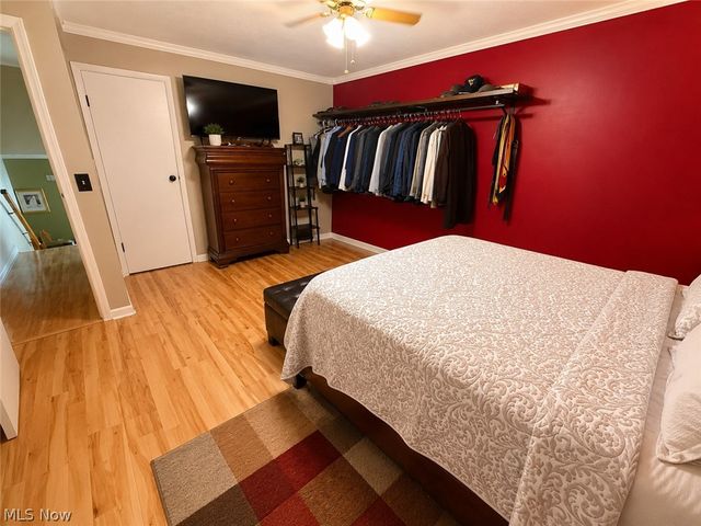 2042 Coit Drive NW, Warren, OH 44485