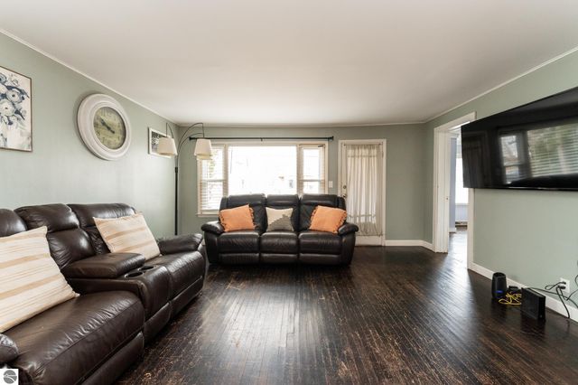 320 E Wisconsin Street, Mt Pleasant, MI 48858