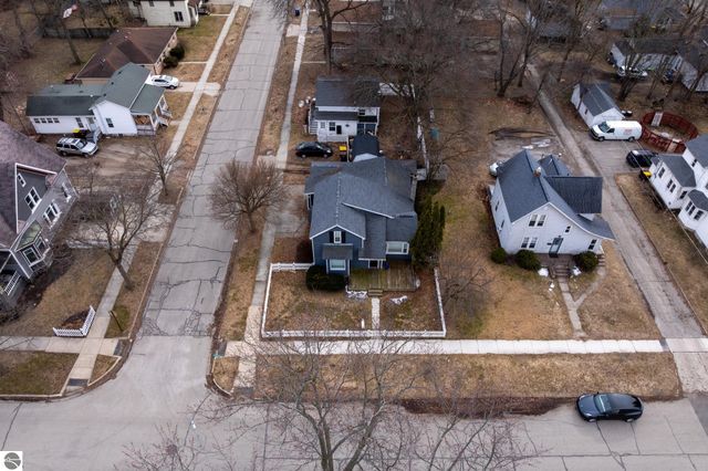 320 E Wisconsin Street, Mt Pleasant, MI 48858