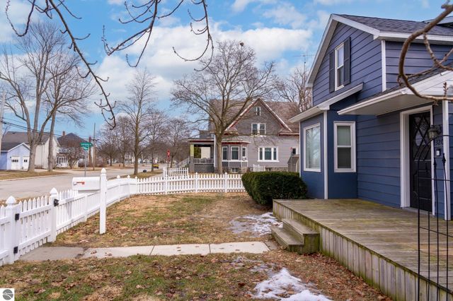 320 E Wisconsin Street, Mt Pleasant, MI 48858