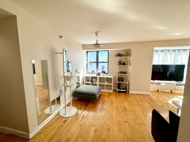 170 Tremont Street 1604, Boston, MA 02111