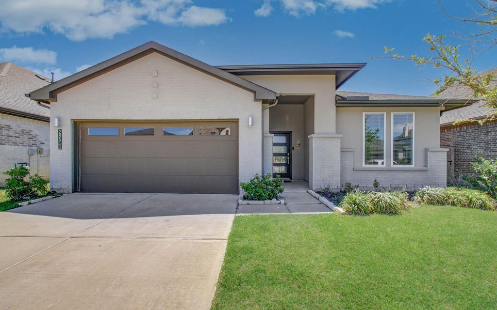 28511 Hannahs Harbor Lane, Katy, TX 77494