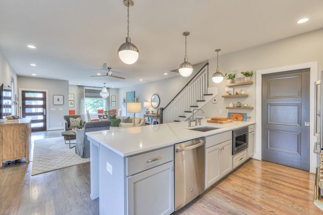 752A Lynwood Ave, Nashville, TN 37203