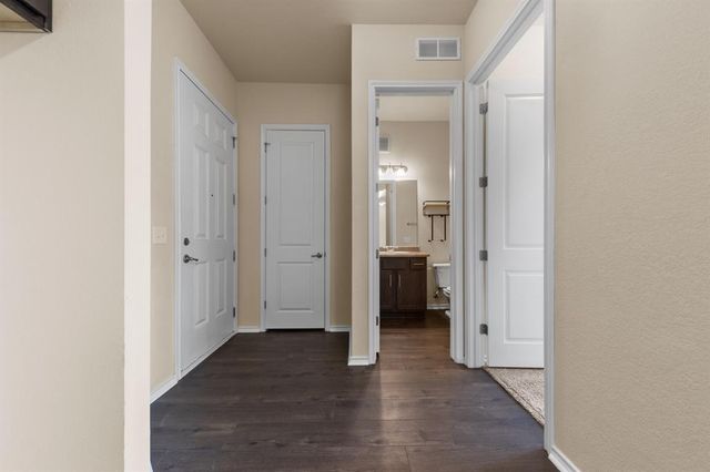8601 W Gate BLVD 8204, Austin, TX 78745