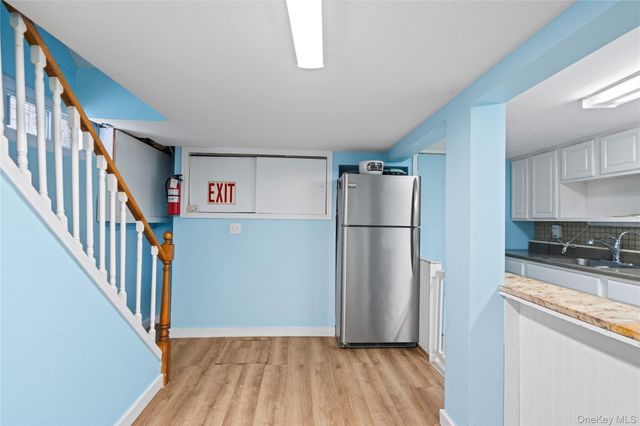 11 W Hitchcock Avenue, Floral Park, NY 11001