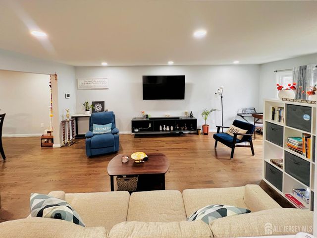 4805 Hana Road, Edison, NJ 08817