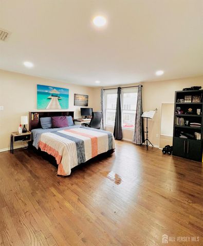 4805 Hana Road, Edison, NJ 08817