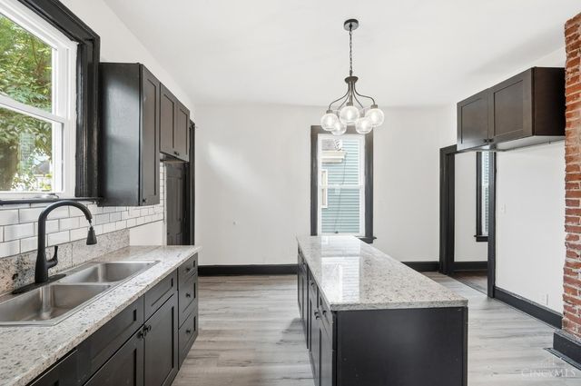 2556 Pleasant Avenue, Hamilton, OH 45015