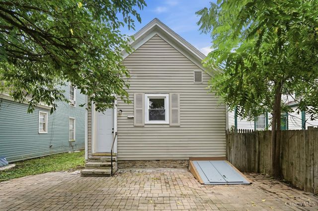 2556 Pleasant Avenue, Hamilton, OH 45015