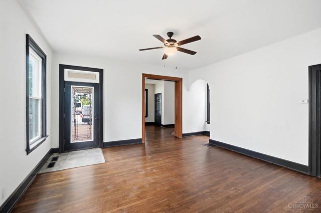 2556 Pleasant Avenue, Hamilton, OH 45015