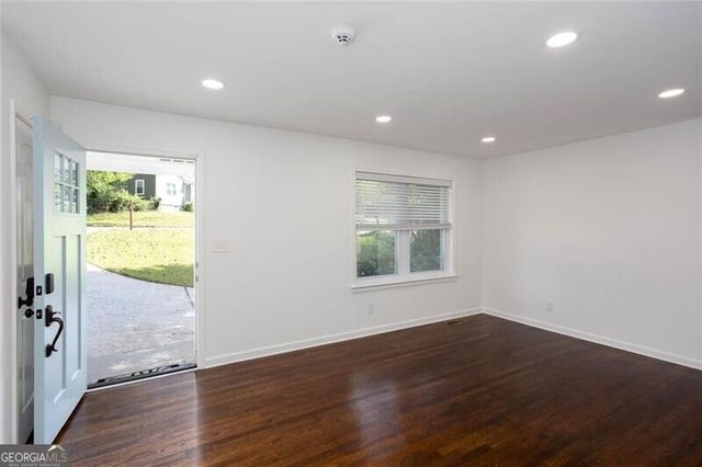 162 Scott Drive SE, Marietta, GA 30067