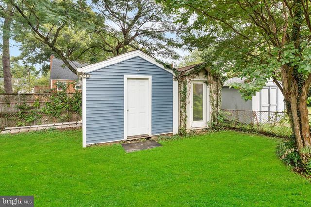 5820 32ND AVE, Hyattsville, MD 20782