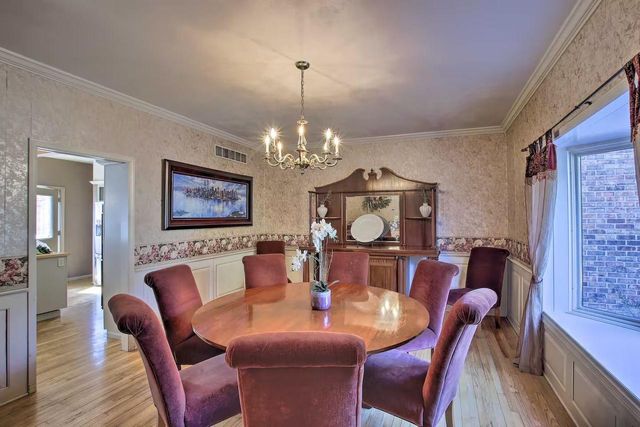 6993 Applewood Drive, Madison, WI 53719