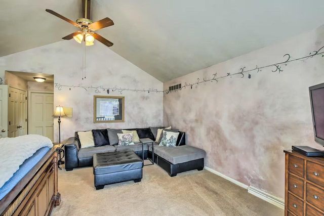 6993 Applewood Drive, Madison, WI 53719