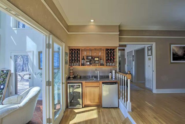 6993 Applewood Drive, Madison, WI 53719