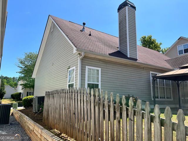 99 High Point North Drive, Newnan, GA 30265