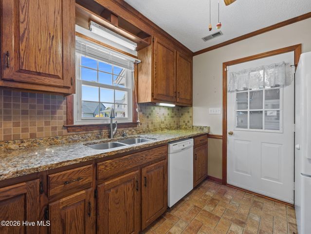 601 Player Court, Jacksonville, NC 28540