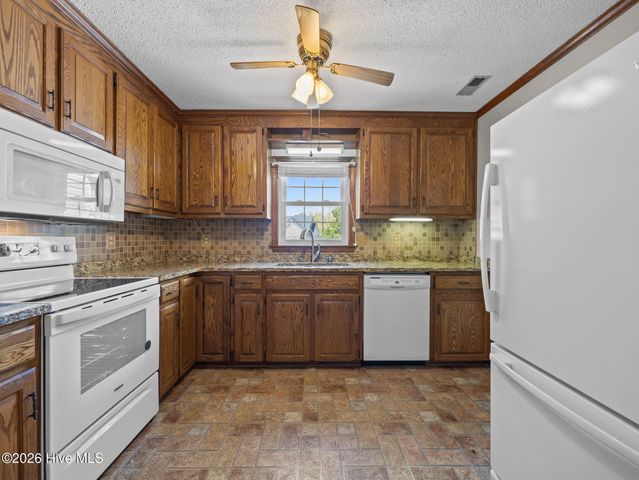 601 Player Court, Jacksonville, NC 28540