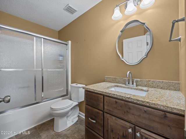 601 Player Court, Jacksonville, NC 28540