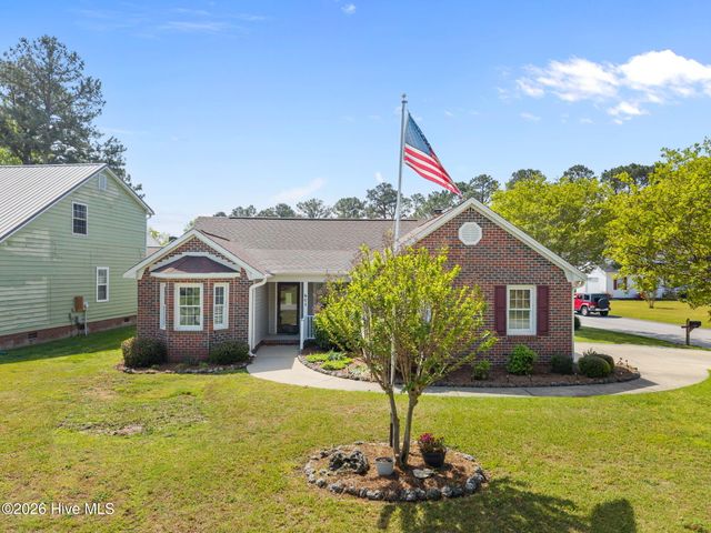 601 Player Court, Jacksonville, NC 28540