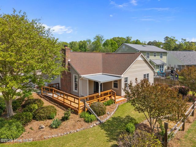 601 Player Court, Jacksonville, NC 28540